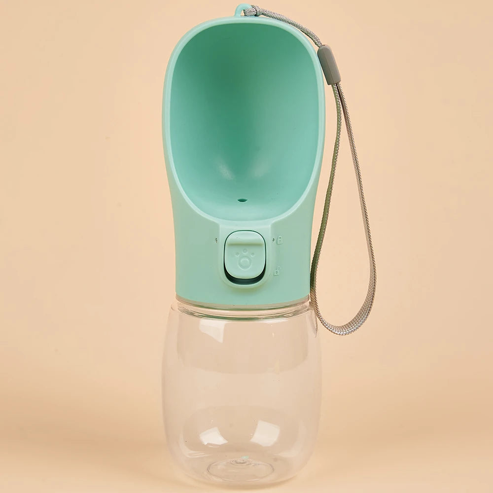 Bouteille d'eau portable pour chiens et chats